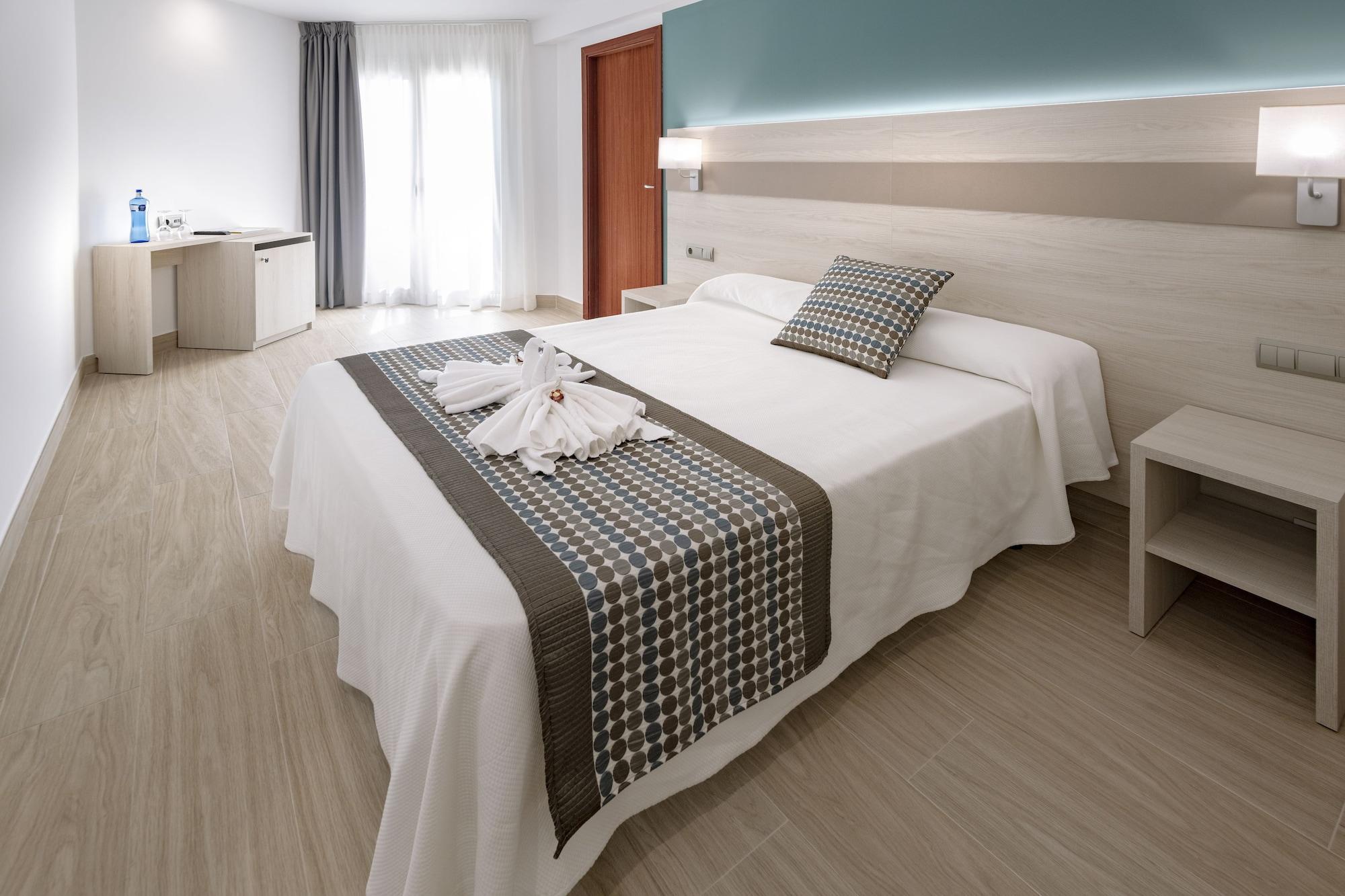 4R Miramar Calafell Hotel Kültér fotó