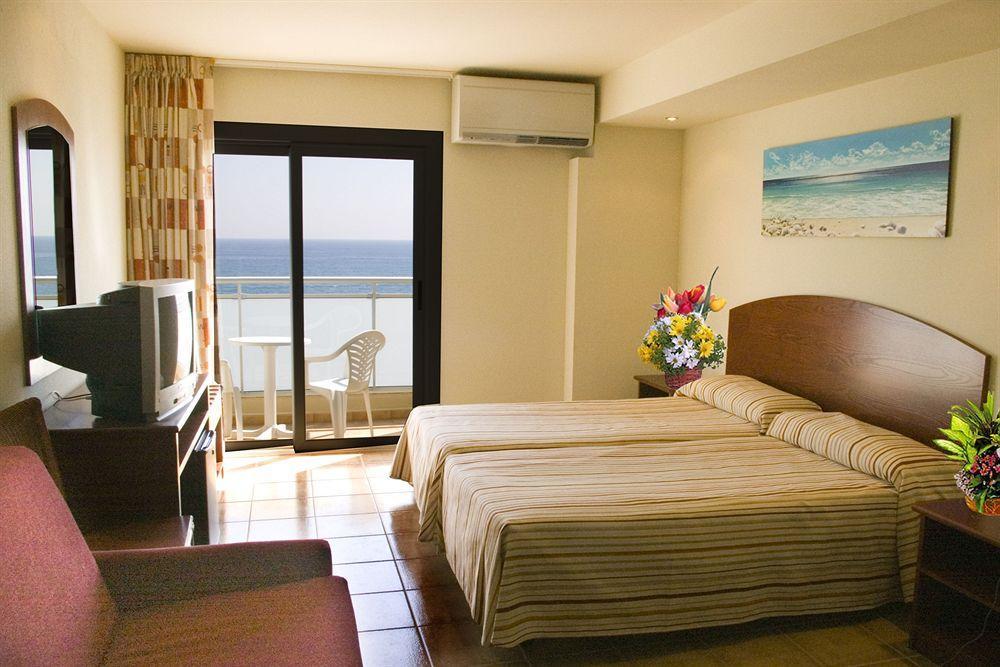 4R Miramar Calafell Hotel Kültér fotó