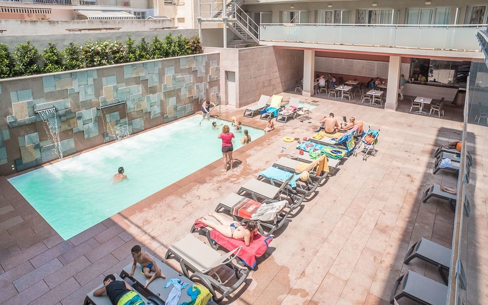 4R Miramar Calafell Hotel Kültér fotó