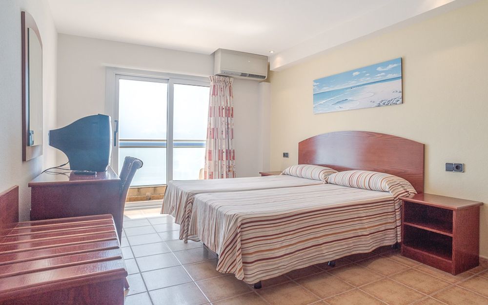 4R Miramar Calafell Hotel Kültér fotó