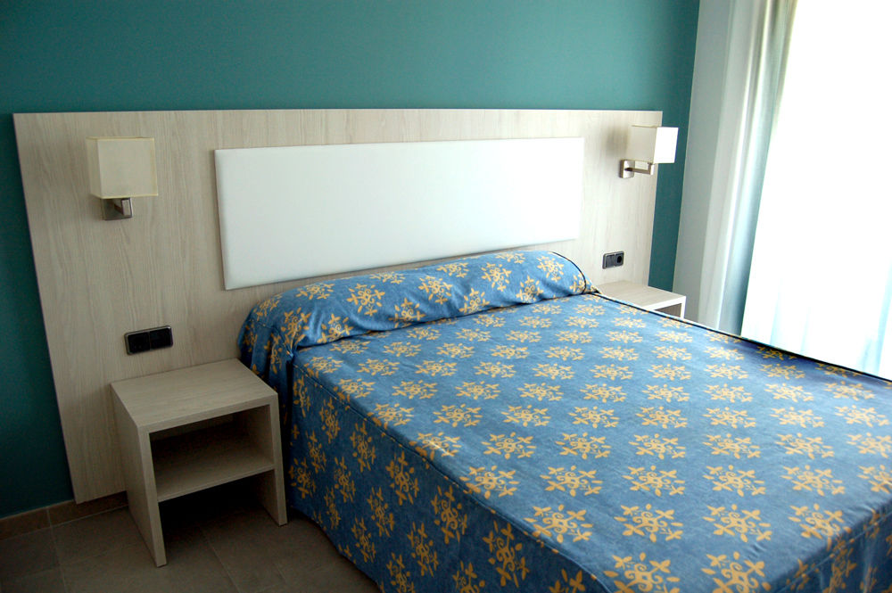 4R Miramar Calafell Hotel Kültér fotó