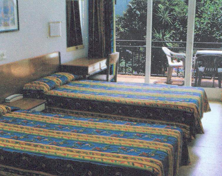 4R Miramar Calafell Hotel Kültér fotó